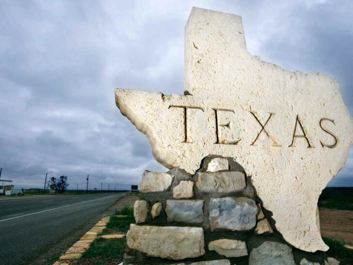 145 Texas Puns That Will Have Y’all Laughin’